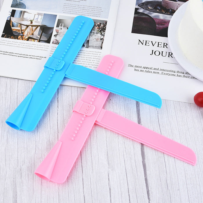 Cake Icing Smoother & Scraper